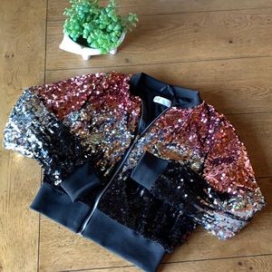 Like new H&M sequence girls zip up jacket